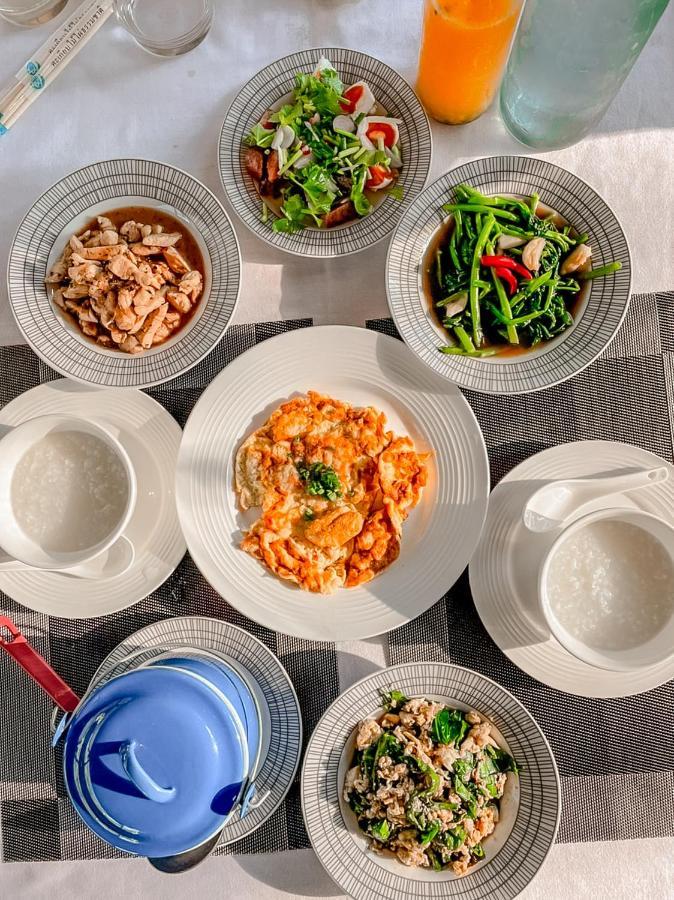 Baan Rai Me Rak Organic Farmstay Pa Khlok Exteriör bild